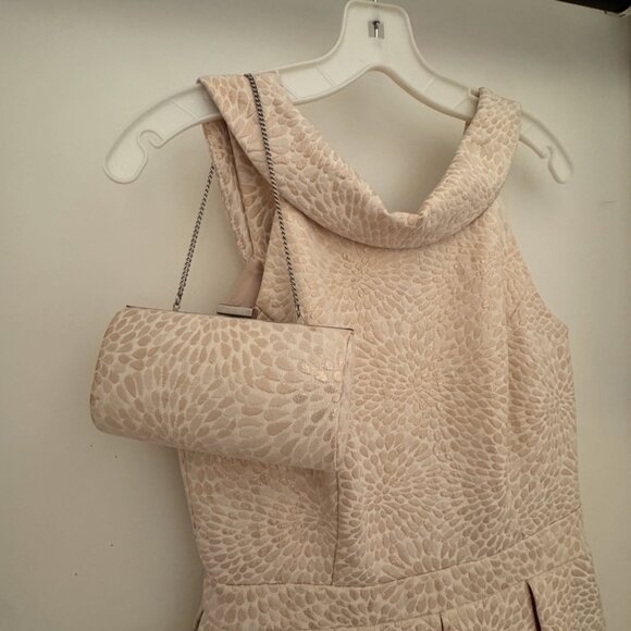 David's Bridal Cream Gold brocade short sleeveless formal Sz 6 with purse - Picture 6 of 16